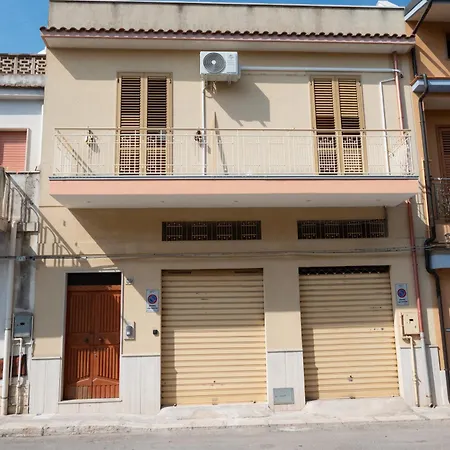 Sole Mare Sicilia Tatil Evi *